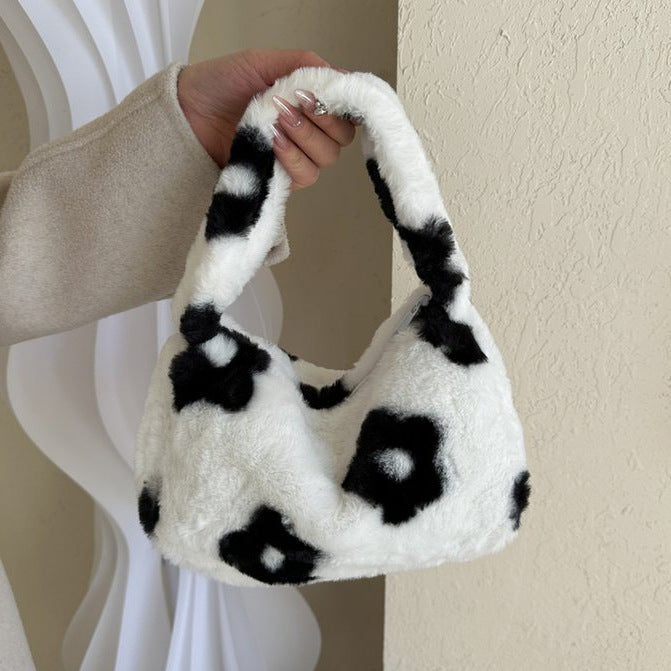 WOMEN'S ACCESSORIES AND FASHION