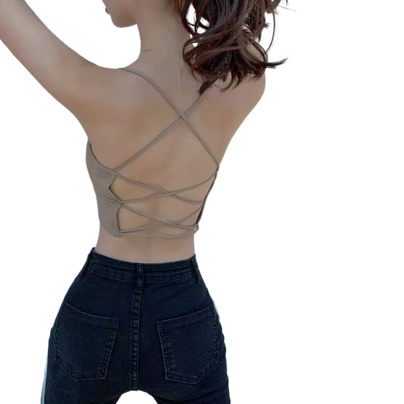 A small vest wraps around the chest for summer