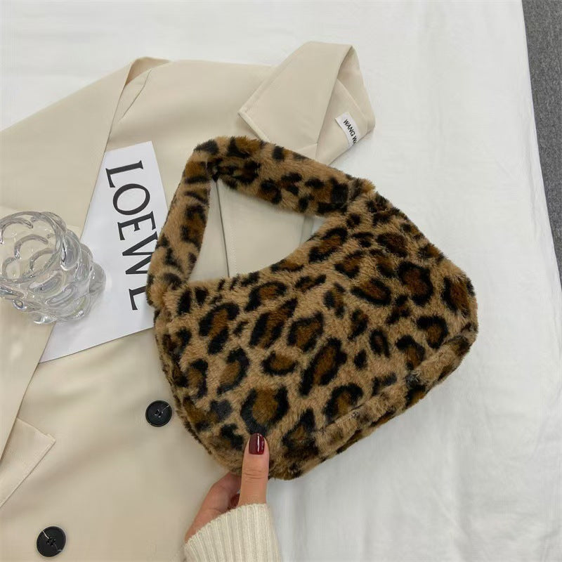 Underarm single-shoulder bag
