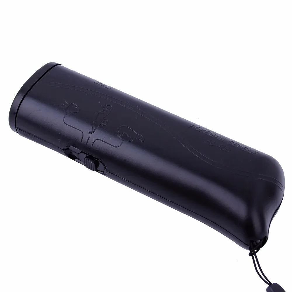 Dog Repeller Anti Barking Stop Bark Training Device Outdoor LED Ultrasonic Pet Trainer Repellents Whistle with Flash Light Dogs